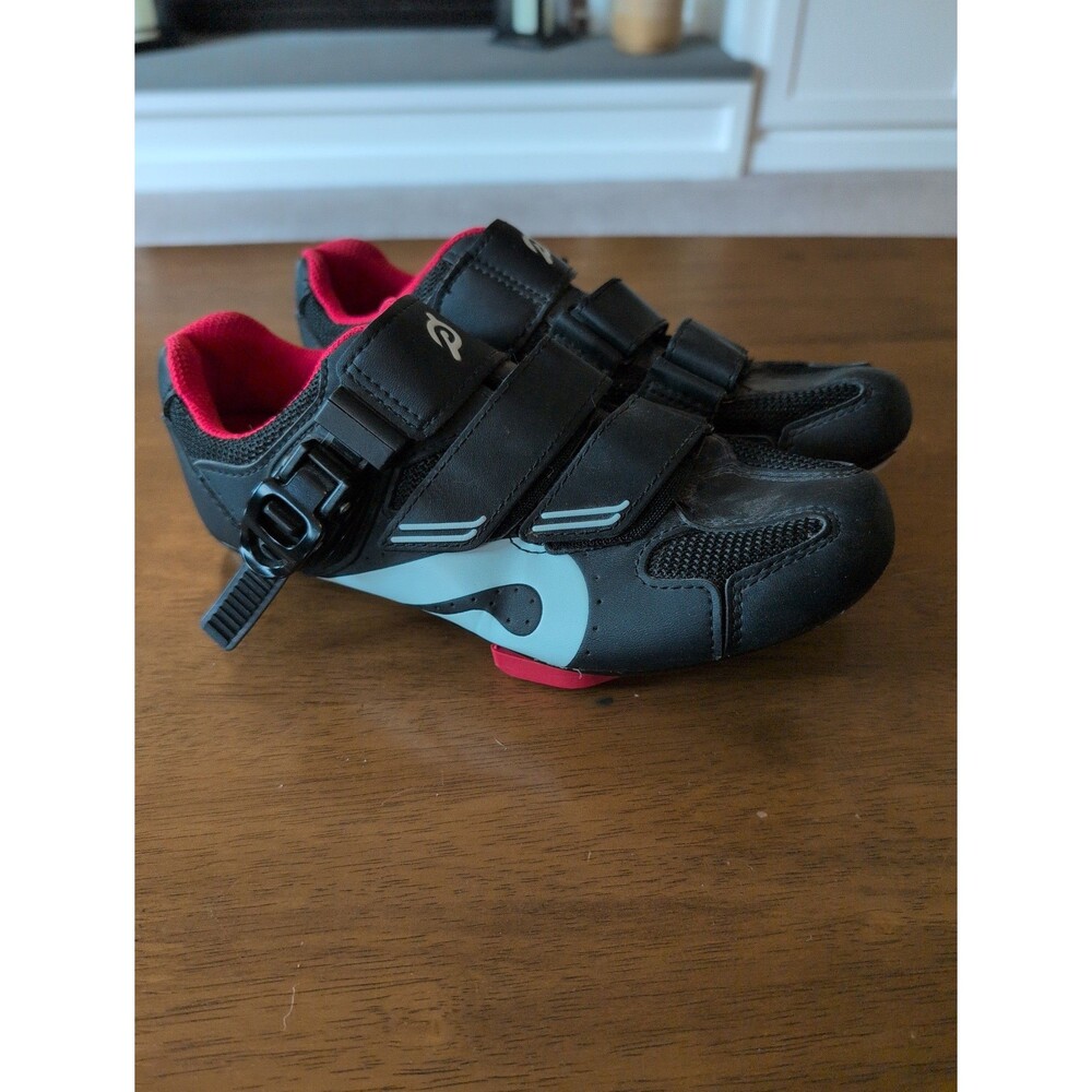 EUC Peloton cycling bike shoes with look delta cleats EU 38 US women's 7